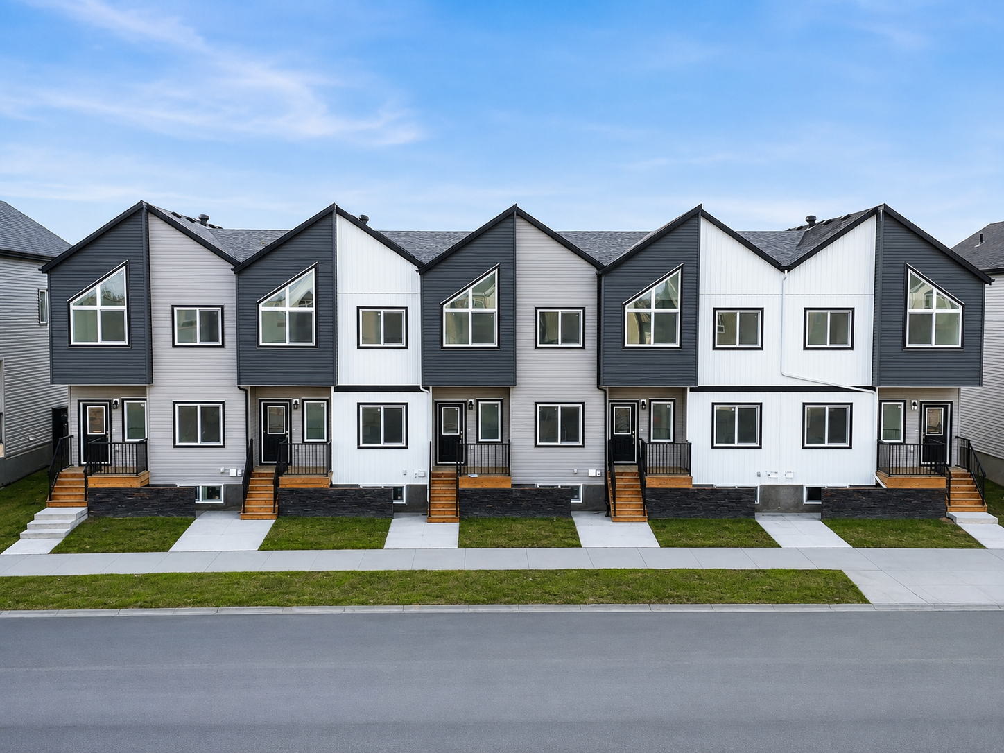 Colonia Rowhomes exterior street view